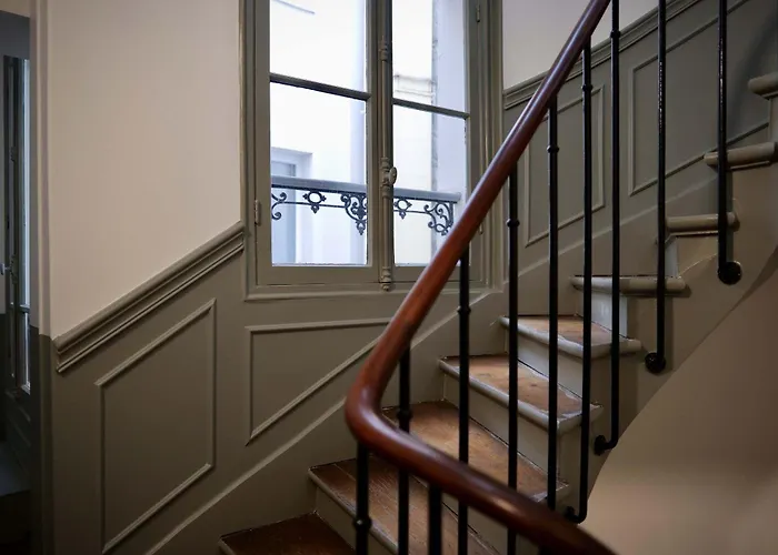 364 Deneuve -cosy Center Apartment